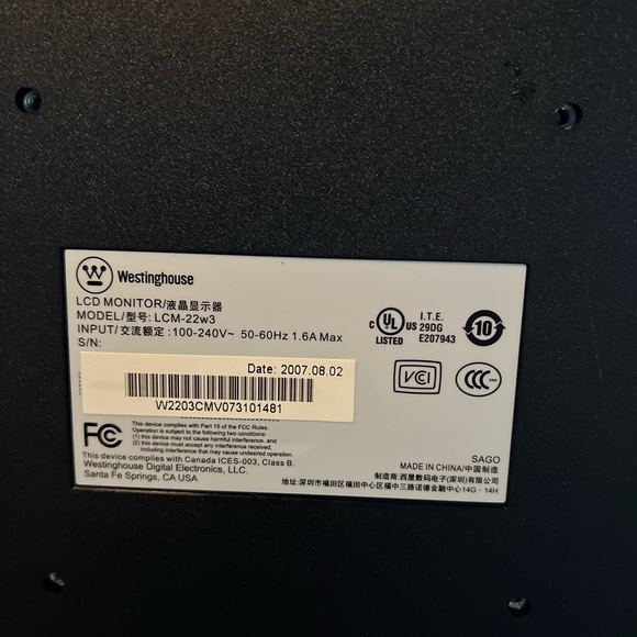 Monitor - Picture 2 of 11